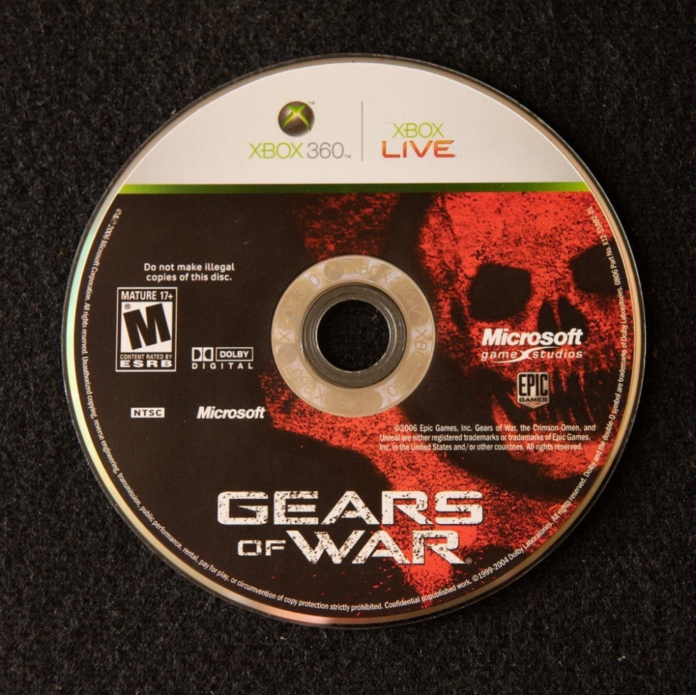 Gears of War Microsoft Xbox 360, 2006 Video Game (Includes case with no art)